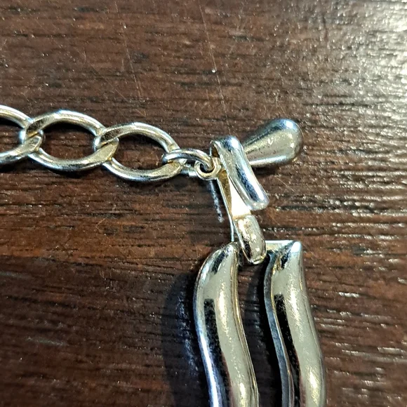 Monet Necklace 16" Wave Link Goldtone - Picture 5 of 7